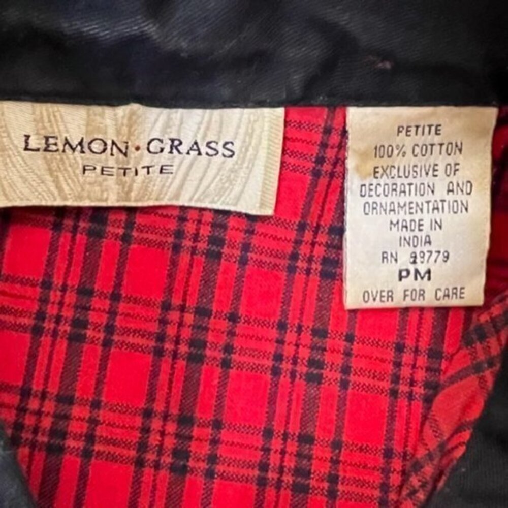 Christmas Shirt‎ Womens Button Up Red Checkered 3D Winter Dolls EUC Lemon Grass - Picture 11 of 12